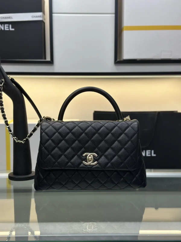 Chanel Maxi Bag With Handle CN006 - Image 2
