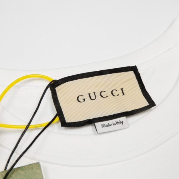 T-shirt Gucci Embossed White GC071 - Image 5