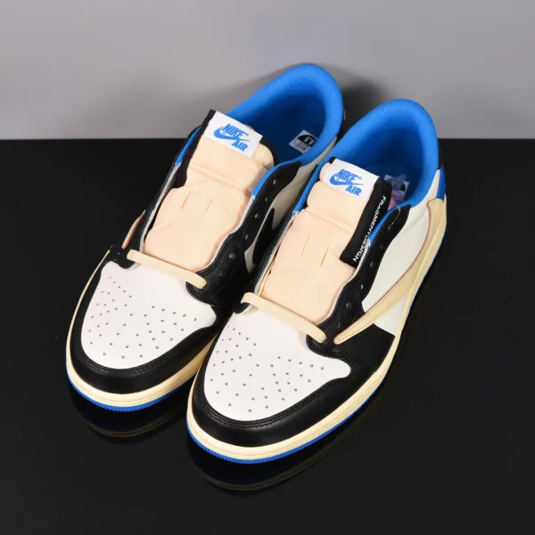 Jordan 1 Low Travis Scott Fragment Design - Image 7