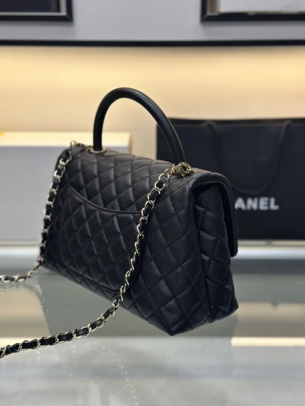 Chanel Maxi Bag With Handle CN006 - Image 3