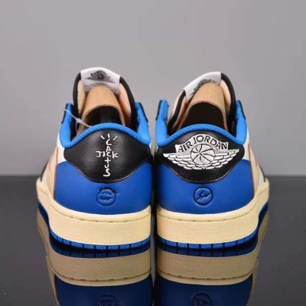 Jordan 1 Low Travis Scott Fragment Design - Image 9
