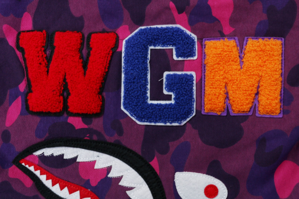 Jacket BAPE Camo Shark Hoodie Purple - Image 5