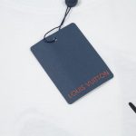 T-shirt Louis Vuitton LV White Instrument Graphic - Image 5