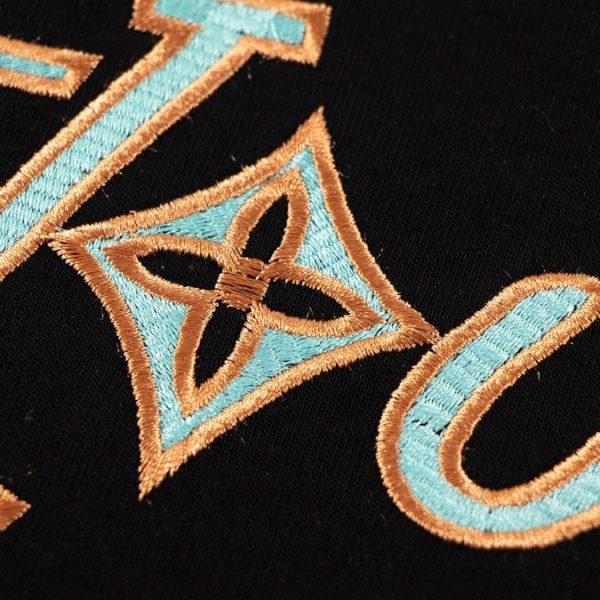 T-shirt Louis Vuitton LV Black LVovers Design - Image 4