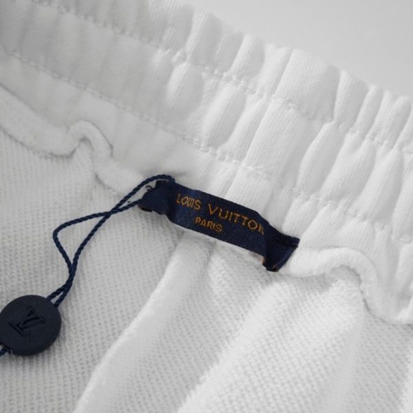 Shorts Louis Vuitton LV White Script Embroidery - Image 7
