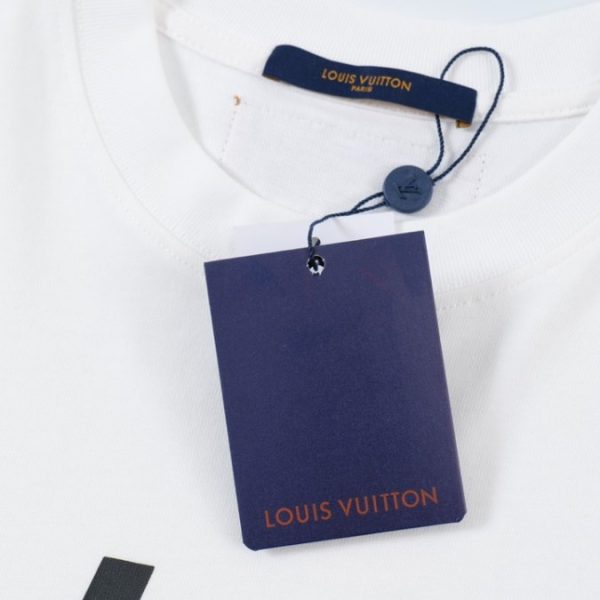 T-shirt Louis Vuitton LV White Graphic Logo - Image 5