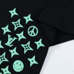 T-Shirt Louis Vuitton LV Monogram Print Black - Image 4