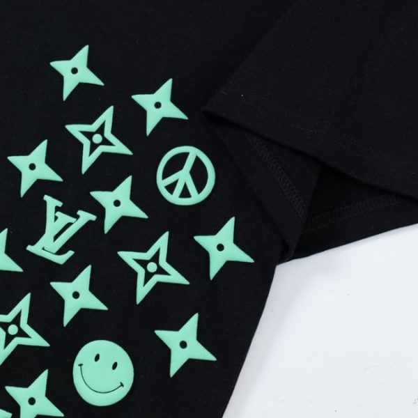 T-Shirt Louis Vuitton LV Monogram Print Black - Image 4
