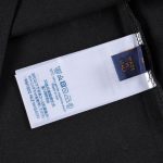 T-shirt Louis Vuitton Gradient Logo Black Red Blue - Image 5