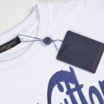 T-shirt Louis Vuitton Gradient Logo White Red Blue - Image 2