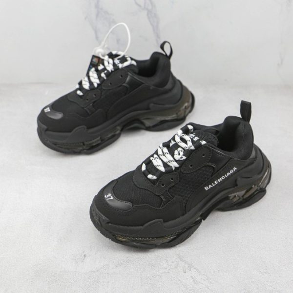 Balenciaga Triple S Black - Image 3