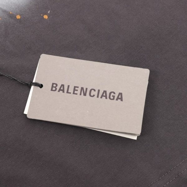 T-shirt Balenciaga BB Logo Spray Paint Black BL007 - Image 5