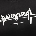 T-shirt Balenciaga Logo Graphic Black BL055 - Image 3