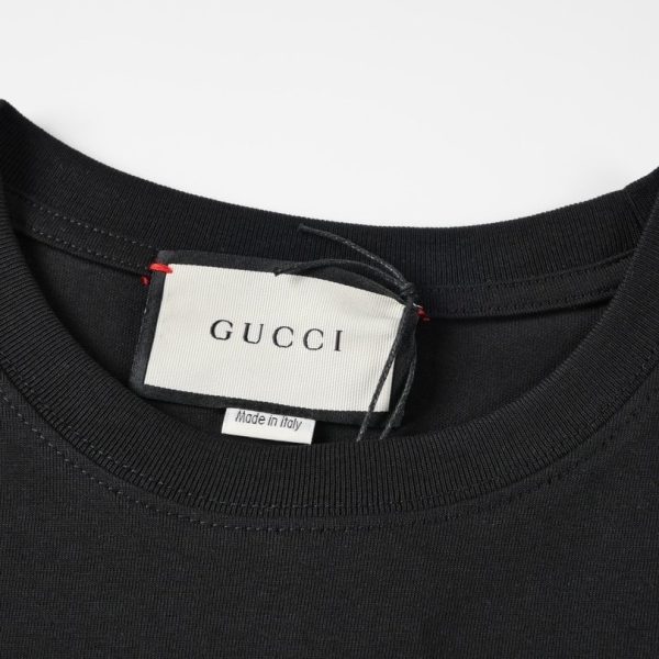 T-shirt Gucci Interlocking Logo Black GC013 - Image 6