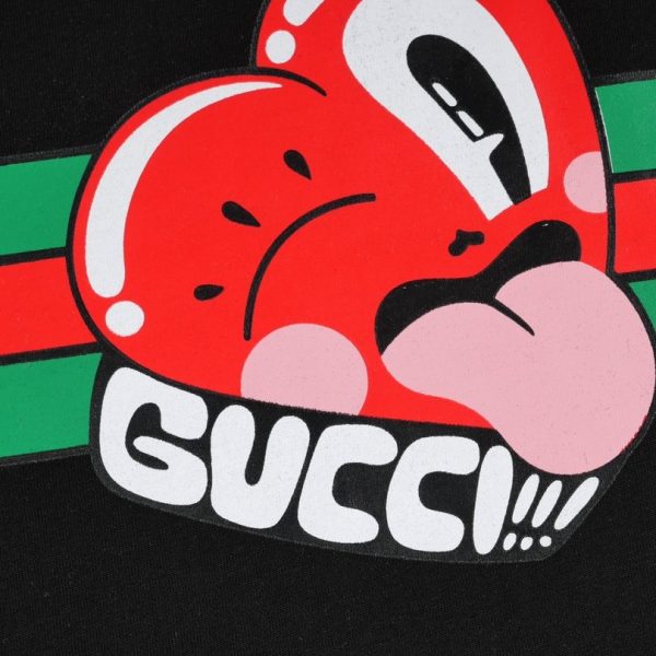T-shirt Gucci Heart Logo Black GC015 - Image 4