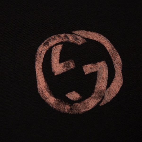 T-shirt Gucci Distressed Logo Black GC046 - Image 4
