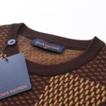 T-shirt Louis Vuitton Checkered LV Logo LV018 - Image 7