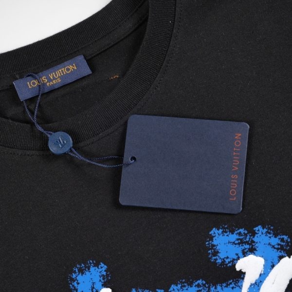 T-shirt Louis Vuitton Blue Graffiti Black Logo LV019 - Image 7