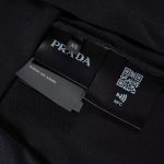 T-shirt Prada Crest Logo Black PD018 - Image 8