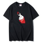 T-shirt Supreme Heart Hand Graphic Black SP033