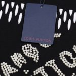 T-shirt Louis Vuitton Graphic Print Black LV023 - Image 8