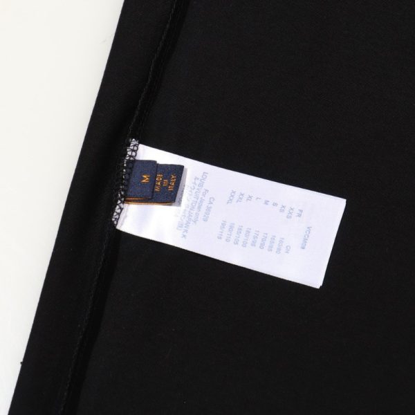 T-shirt Louis Vuitton Graphic Print Black LV023 - Image 9