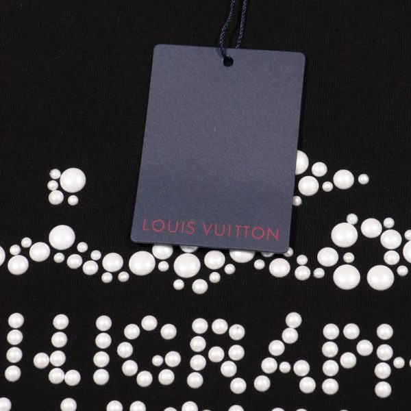 T-shirt Louis Vuitton Calligraphy Studded Black LV025 - Image 8