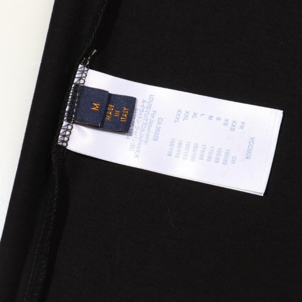 T-shirt Louis Vuitton Calligraphy Studded Black LV025 - Image 9