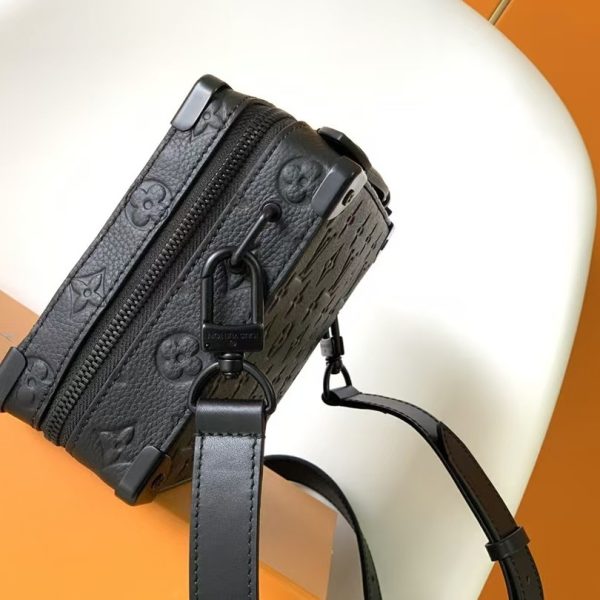 Box Bag Louis Vuitton Monogram Black LV038 - Image 4