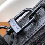 Box Bag Louis Vuitton Monogram Black LV038 - Image 9