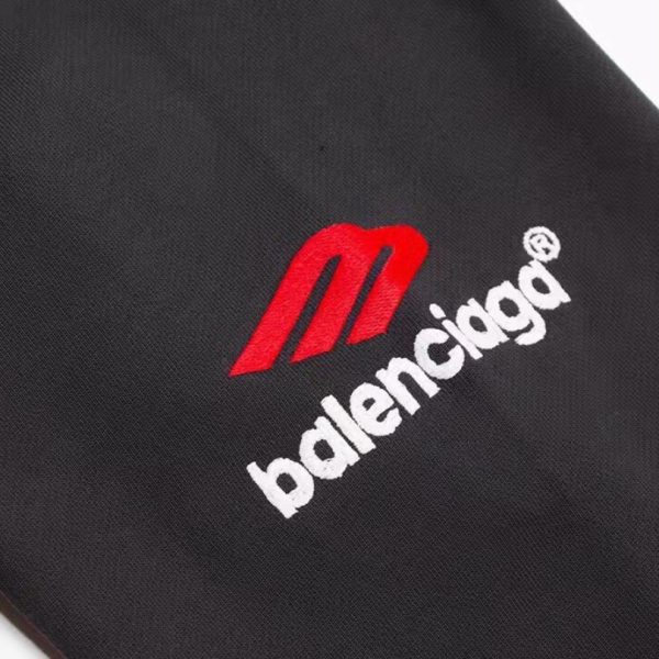 Hoodie Balenciaga Black Red Logo Pullover BL065 - Image 4