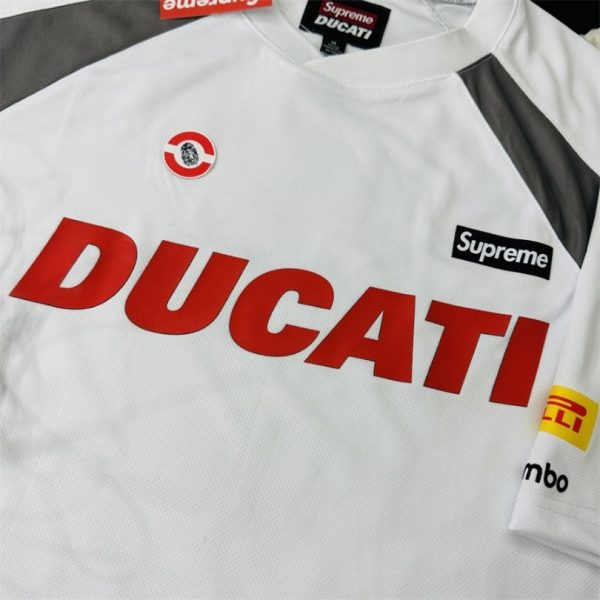 T-shirt Ducati Supreme Racing V4 SP060 - Image 11