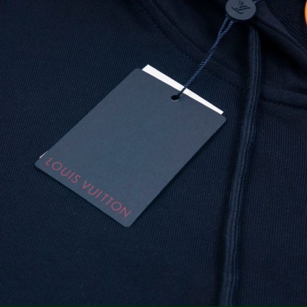 Hoodie Louis Vuitton LV Patch LV051 - Image 11