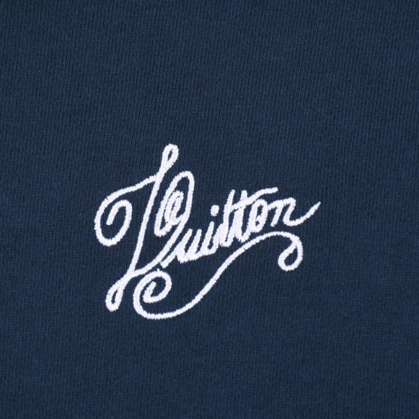 Hoodie Louis Vuitton LV Logo LV055 - Image 5