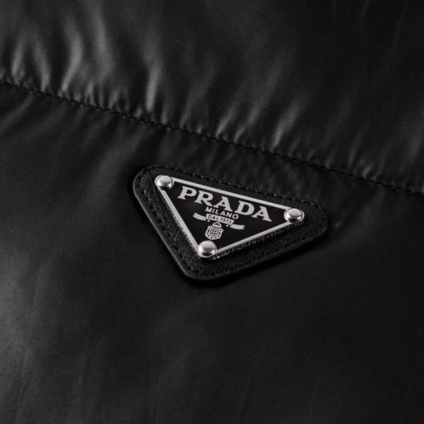 Jacket Puffer Prada Black and White PD048 - Image 5