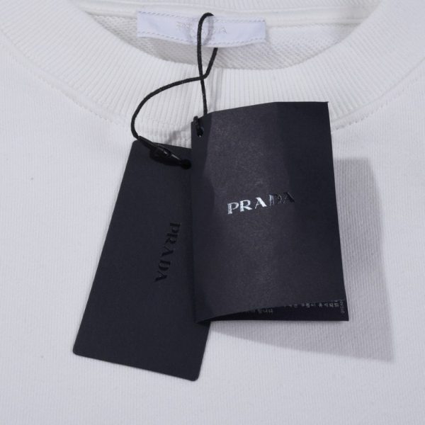 Sweatshirt Prada Milano Logo Patch PD053 - Image 9