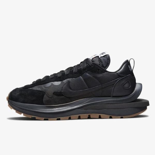Sacai x Nike VaporWaffle Black and Gum NK006 - Image 2