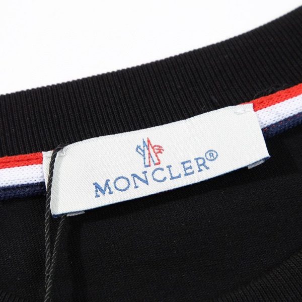 T-shirt Moncler Black Embroidered Logo Tee MCL005 - Image 3