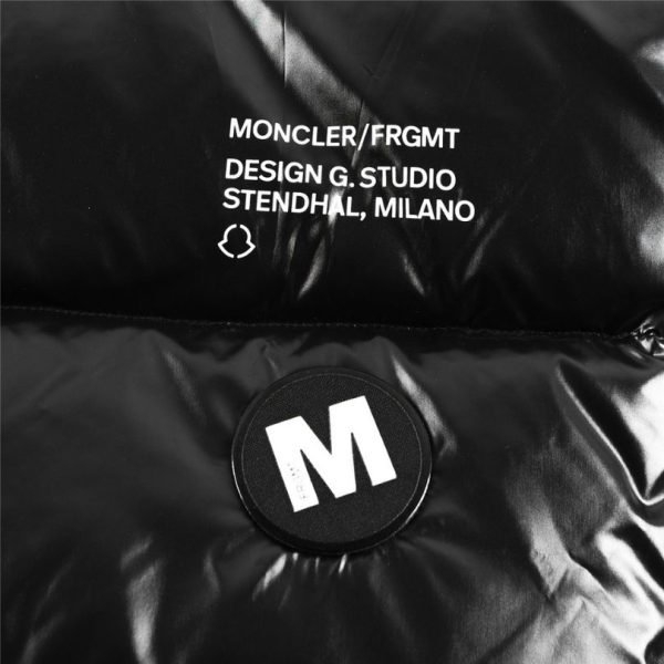 Jacket Puffer Moncler Black with Hood MCL010 - Image 3
