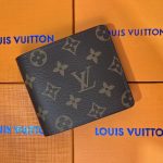 Wallet Louis Vuitton Monogram with LV Logo LV066