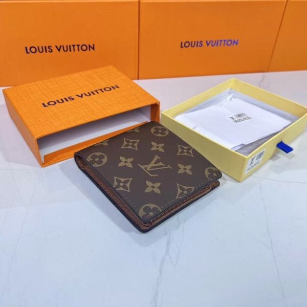 Wallet Louis Vuitton Monogram with LV Logo LV066 - Image 2