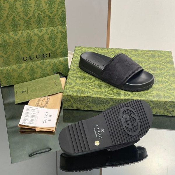 Slides Gucci GG Black GC138 - Image 4