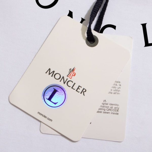 T-shirt Moncler White Logo Crewneck MCL028 - Image 5