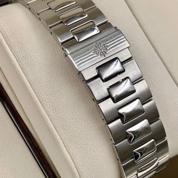 Patek Philippe Geneve Nautilus PTP004 - Image 5