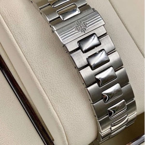 Patek Philippe Nautilus 5712 PTP005 - Image 5