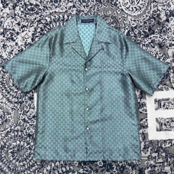 Set Louis Vuitton LV Monogram Shirt & Shorts LV079 - Image 2