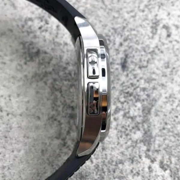 Patek Philippe Aquanaut Travel Time PTP010 - Image 3