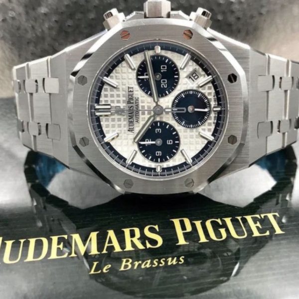 Audemars Piguet Royal Oak Chronograph ADP003 - Image 2