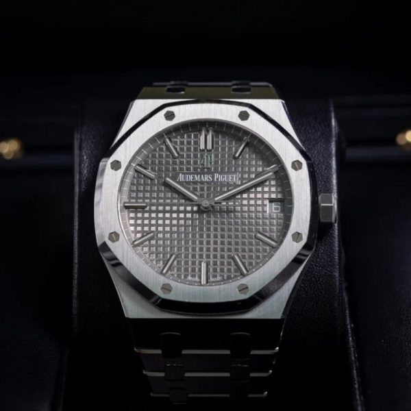 Audemars Piguet Royal Oak Offshore “Grey” 15400 ADP007 - Image 3