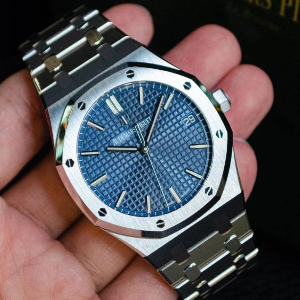 Audemars Piguet Royal Oak Offshore “Deep Blue” 15400 ADP008 - Image 4
